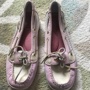 Sperry boat shoes- great condition!